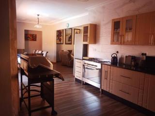 Beautiful guesthouse with pool and solar - 2057 - Victoria Falls - 8