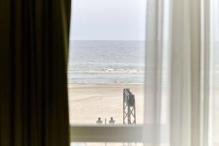 Beach Front 14 Apartment- Spa & Pools - Mamaia - 4