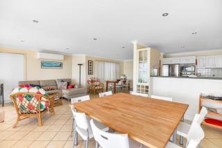Bluewater at Mannering Park - 2