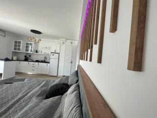 Waves 342 Infinity - 1