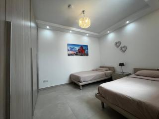 Stunning penthouse, 2 bedroom, heart of Sliema - Sliema - 8