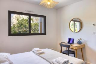 SOUTH-OF-FRANCE T2 neuf haut de gamme, climatisé, parking gratuit, 2eme ligne balcon - 1