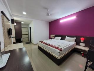 Sandesh Resort - Wai - 2