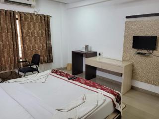 Sandesh Resort - Wai - 7