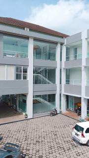 Hotel 168 Salatiga - 4