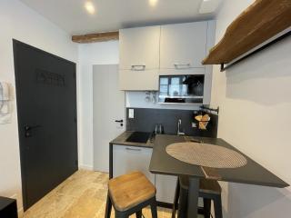 Petite chambre aménagée avec cuisine St Louis 3 - La Rochelle - 3