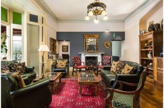 Orestone Manor - 1