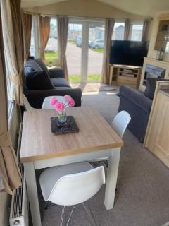 6 berth Seawick Caravan Park, St Osyth - Colchester - 9