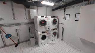 Peaceful Basement Apartment with Terrace & free GYM - Budapest - 3