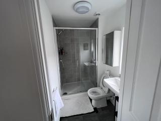 Birmingham City 2 Bedroom Apartment - Birmingham - 3