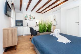 The Yellow House Apartments - Rovinj - 5