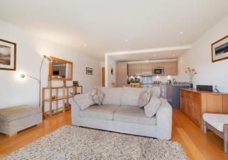 1 The Monterey - Porthleven - 1