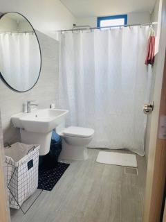 Beautiful 2 Story 3 Bedroom House - 8