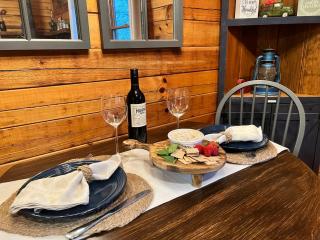 Log Cabin with Mountain View and Privacy - 4