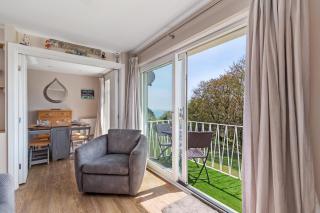 Salty Kisses - Sea Front Aparment - Hodgeston - 8