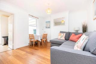 BOURNECOAST - Lovely Two Bedroom VICTORIAN HOLIDAY HOME - GARDEN - WIFI - HB8500 - Bournemouth - 2