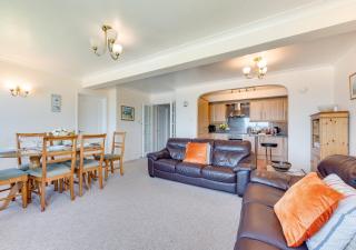 Flat 11 Clifton Court - 5