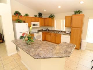 Spacious, Open Layout And Pool Relaxation! - Orlando - 8