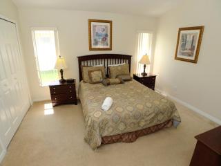 Spacious, Open Layout And Pool Relaxation! - Orlando - 7