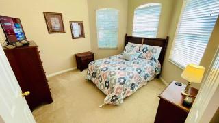 Recently Upgraded Home With Pool, Near Golf! - Davenport - 8