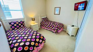 Recently Upgraded Home With Pool, Near Golf! - Davenport - 7