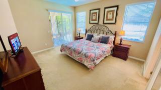 Recently Upgraded Home With Pool, Near Golf! - Davenport - 6