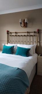 The Cricketers Inn - Petersfield - 7