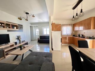 Ammos Luxury Apartments - 0