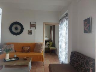 Foivos Seaside Apartments - Agios Georgios - 6