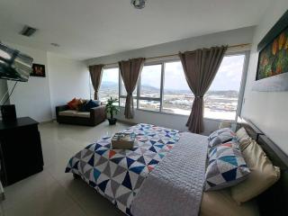 ESMERALDA SUITE CON VISTA CIUDAD/PISCINA/GYM/PARQUEO - Guayaquil - 5