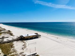 Seawind 1008 by ALBVR - Great beachfront condo and location - Beachfront Pool, Hot Tub, plus kid's bunk room - 8