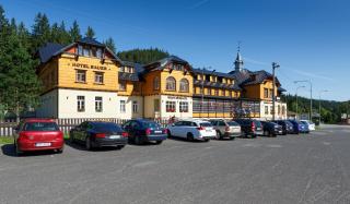 Hotel Bauer - Bílá - 9