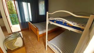 Ramo's Cozy Beachside Haven with Panoramic Views - 3rd - Vlorë - 7
