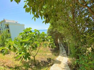 Ramo's Cozy Beachside Haven with Panoramic Views - 3rd - Vlorë - 5