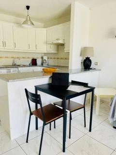 Comfy home with large terrace five minutes from ocean - Los Cristianos - 6
