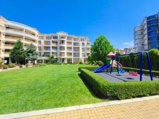Royal Bay Аpartment Sylvia - Sveti Vlas - 0