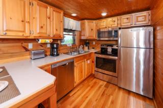 Stars Over The Smokies - Sevierville - 1