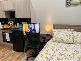 Grand Bleu - London - Next to Piccadilly Line Tube Station & Brand New Facilities - Londra - 3