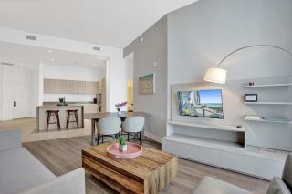 Luxury Condo Hotel High Ceiling Ocean Front - Hollywood - 9