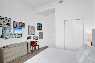Luxury Condo Hotel High Ceiling Ocean Front - Hollywood - 2