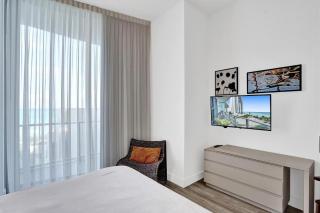 Luxury Condo Hotel High Ceiling Ocean Front - Hollywood - 1