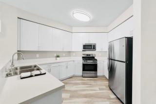 Chic Apt with Jacuzzi, Pool Nr Casino & Shopping - 7