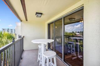 Land's End 3-402 Bay Front - 6