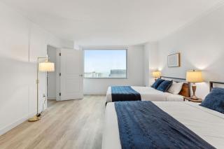 Boardwalk 2BR 3BA Condo CozySuites at Showboat - Atlantic City - 2