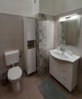 RÁD-VÁR Apartmanház - Eger - 2
