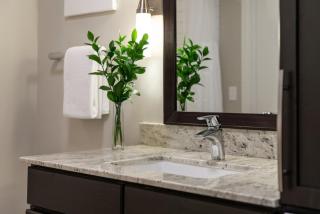 Downtown Dallas CozySuites with gym #9 - 1