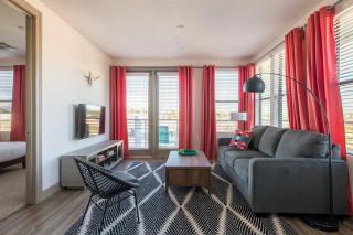 Modern Town Lake waterfront CozySuites in paradise - 5