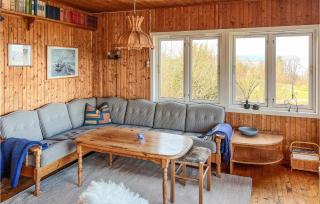 4 Bedroom Lovely Home In Bjoa - Utbjoa - 4