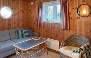 4 Bedroom Lovely Home In Bjoa - Utbjoa - 3