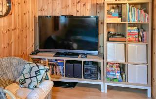 4 Bedroom Lovely Home In Bjoa - Utbjoa - 2